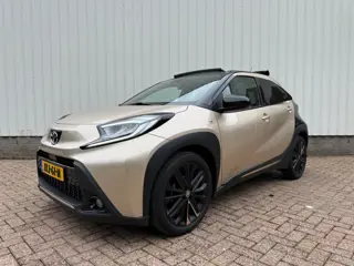 Toyota Aygo X 1.0 VVT-i MT Pulse, Air, Cabrio, CarPlay, Camera, Navi, Keyless, 18'', Two-tone