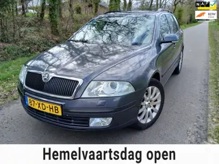 Skoda Octavia Combi 2.0 FSI Business |AIRCO+CRUISE|
