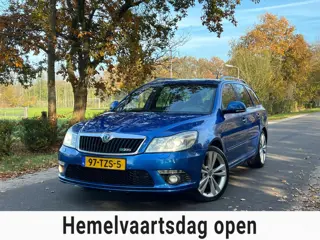 Skoda Octavia Combi 2.0 TFSI VRS Cruise + Clima + Navi