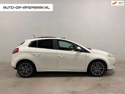 Fiat Bravo 1.4 T-Jet Edizione Sport 5drs. Pano Cruise Control