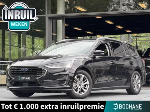 Ford Focus Wagon 1.0 EcoBoost Hybrid Titanium 125PK | Navigatie | Carplay | Parkeersensoren voor en 