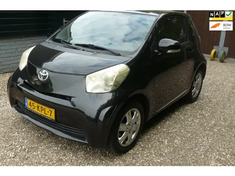 Toyota IQ 1.0 VVTi Black Edition