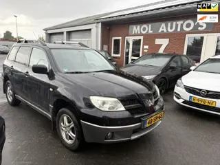 Mitsubishi Outlander Sport 2.0 Invite+
