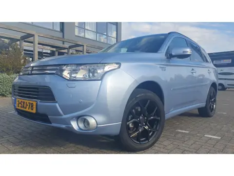 Mitsubishi Outlander 2.0 PHEV Instyle