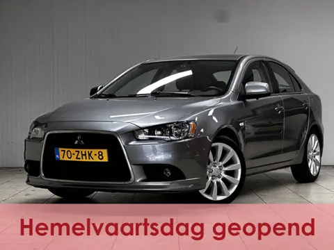 Mitsubishi Lancer Sportback 1.8 Edition Two /AUTOMAAT + Flippers /Trekhaak /LED Koplampen /Camera /S