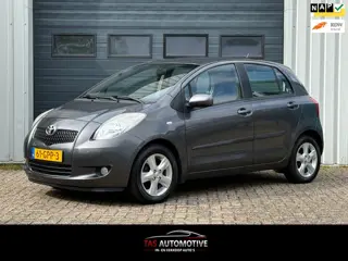 Toyota Yaris 1.3 VVTi Luna MMT AUTOMAAT / CLIMA / NAP