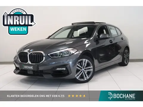 BMW 1-serie 118i Executive Edition | Panoramadak | Sportline | AppleCarplay AndroidAuto | Navi |