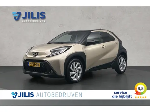 Toyota Aygo X 1.0 VVT-i S-CVT first | Camera | Stoelverwarming | LED koplampen | Apple Carplay