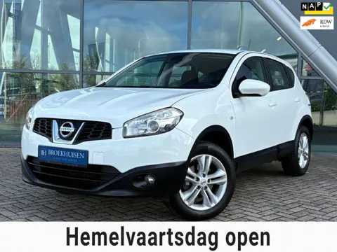 Nissan Qashqai 1.6 Acenta Sport Automaat / Trekhaak / Apple Car Play