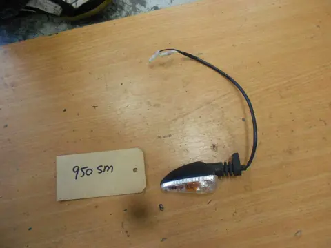 KNIPPERLICHT RECHTS VOOR KTM 950 SM 2005 - 2006