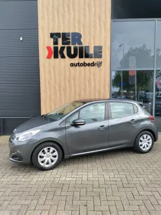 PEUGEOT 208 1.2 PURET. BLUE LION 2016 AC Nav 5drs