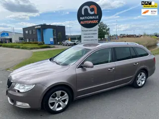 Skoda Superb Combi 2011 * 1.6 TDI Greenline Ambition Business Line * EURO 5 *