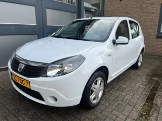 Dacia Sandero 1.2 Blackline, zeer mooi, lage kmstand met NAP