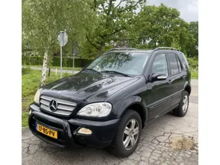 Mercedes-Benz M-Klasse ML 270 CDI Spec. Ed. (bj 2005)