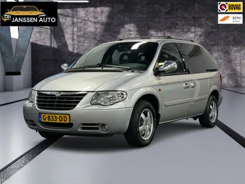 Chrysler Voyager 3.3i V6 SE Luxe | Leder | Automaat | Elektr. Schuifdeuren | Topstaat | 2e eigenaar 