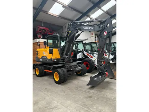 Volvo EW 60 E | 2021 | 4200h | Verstellausleger | 30kmh