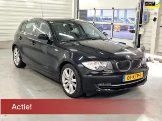 BMW 1-serie 116i TIJDELIJKE ACTIE: NU €500 KORTING - DEZE WEEK! Airco Leder Nw APK Cruisecontrol Vel