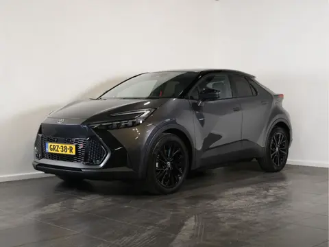Toyota C-HR 2.0 Plug-in Hybrid 220 GR SPORT PLUS | 360 Graden | Stuur-stoelverwarming |
