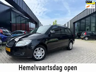Skoda Fabia Combi 1.4-16V Ambition Airco Cruise Nwe APK NL Auto NAP