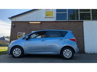 Toyota Verso-S 1.3 VVT-i Aspiration- navi - camera