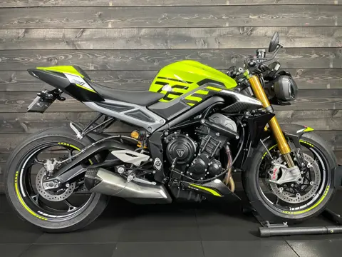 Triumph STREET TRIPLE MOTO2 EDITION - 53330495