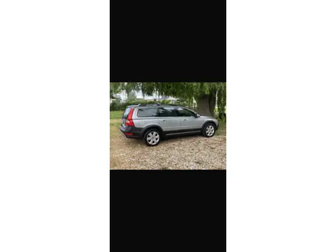 Volvo XC70 2.4 D5 4x4 Pano Leer Navi Automaat
