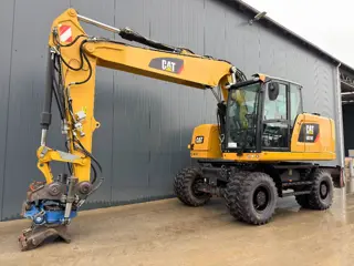 Cat M318F (bj 2015)