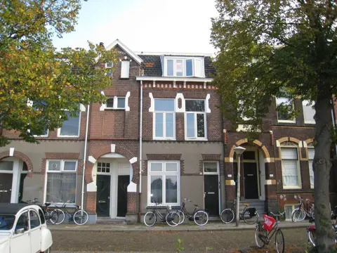 Woning aan de Deventerstraatweg te Zwolle