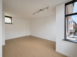 Woning aan de Willem van Hillegaersbergstraat te Rotterdam