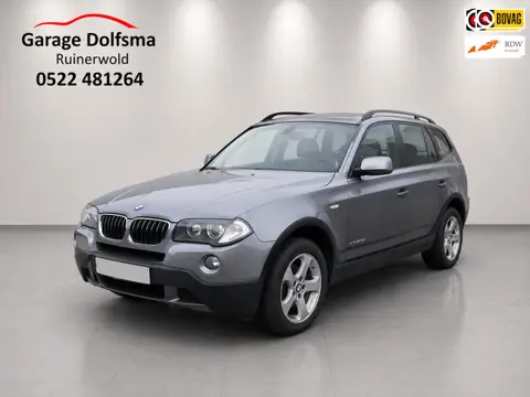 BMW X3 2.0i Executive-Pano-Trekhaak-PDC-Leer-Stoelverw-