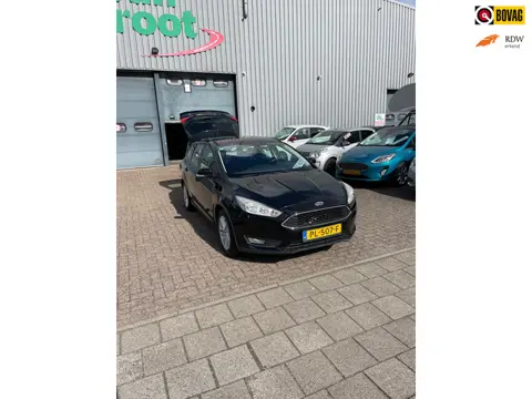 Ford Focus Wagon 1.6 TI-VCT Titanium