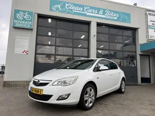 Opel Astra 1.4 Selection (bj 2012)