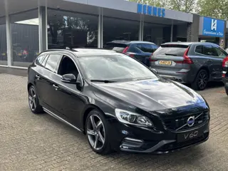 Volvo V60 2.0 T5 245pk Aut8 R-Design Schuifdak Driver Support Standkachel