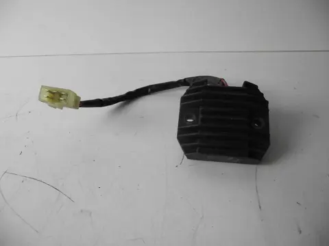 Regulator rectifier  Yamaha FAZER 600 2001 - 2003