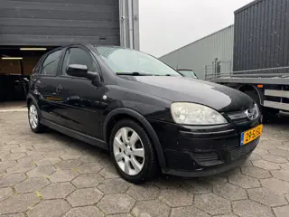 Opel Corsa 1.2-16V Silverline - 1e Eigenaar - 5 Deurs - Airco - Lage km / N.a.p -