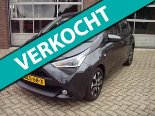 Toyota Aygo 1.0 VVT-i x-play tel 0651503487