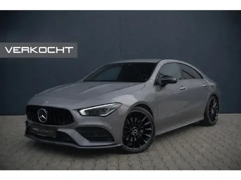 Mercedes-Benz CLA-Klasse 180 Premium AMG | Stoelverwarming | Keyless | Cruise Control | Ambiance ver