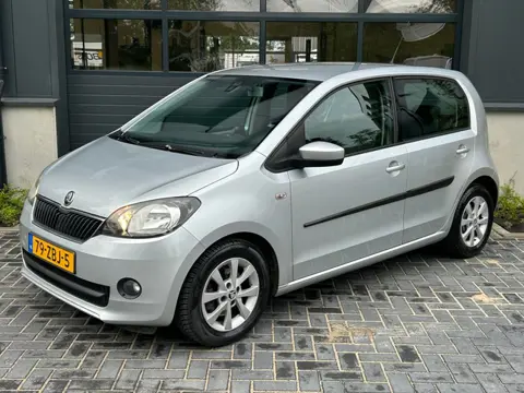 Skoda Citigo 1.0 Greentech Tour | Airco | 5 deurs | Navi | Isofix
