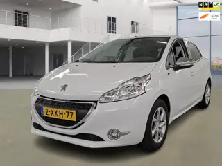 Peugeot 208 1.2 VTi Style