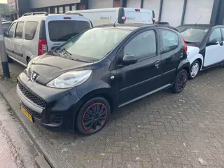 Peugeot 107 1.0-12V XS