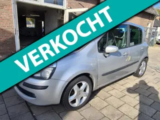 Renault Modus 1.6-16V Dynamique LEES BESCHRIJVING