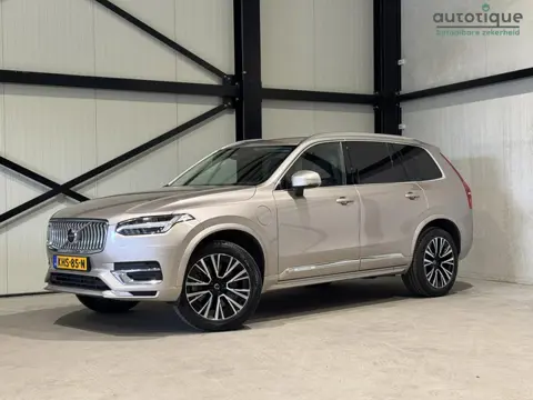 Volvo XC90 2.0 T8 Recharge AWD CORE | leder | navi |trekhaak |