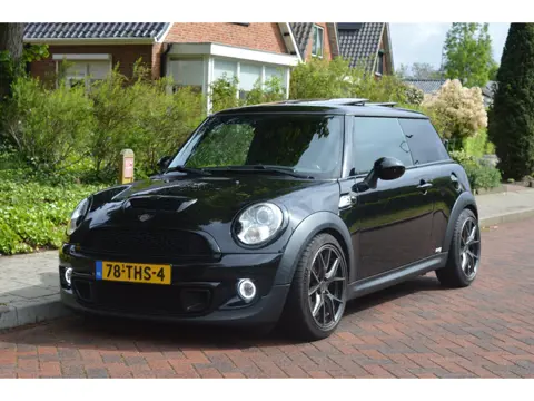 Mini Mini 1.6 Cooper S 10 Years II Dubbel daken Org NL/NAP