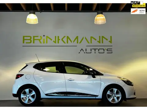 Renault Clio 0.9 TCe Collection - Nav. - PDC - Tr.Haak - APK 05-2027