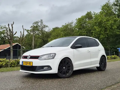 Volkswagen Polo 1.6 TDI Highline (bj 2010, automaat)