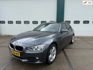 BMW 3-serie 316i High Executive