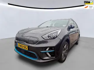 Kia E-Niro DynamicLine 64 kWh TREKHAAK/APPLE CARPLAY/STOELVERWARMING/WARMTEPOMP
