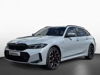 BMW 3 Serie Touring 330e xDrive M-SPORT Pro ** AD. LED, BEIGE LEDER, TREKH, PANO, MEMORY, 19-inch LM