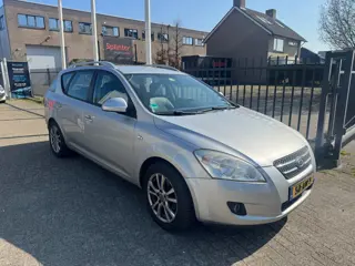 Kia Cee'd Sporty Wagon 1.4 X-ecutive ISG Airco