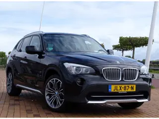 BMW X1 XDrive28i Exe Aut Pano Carplay Leer